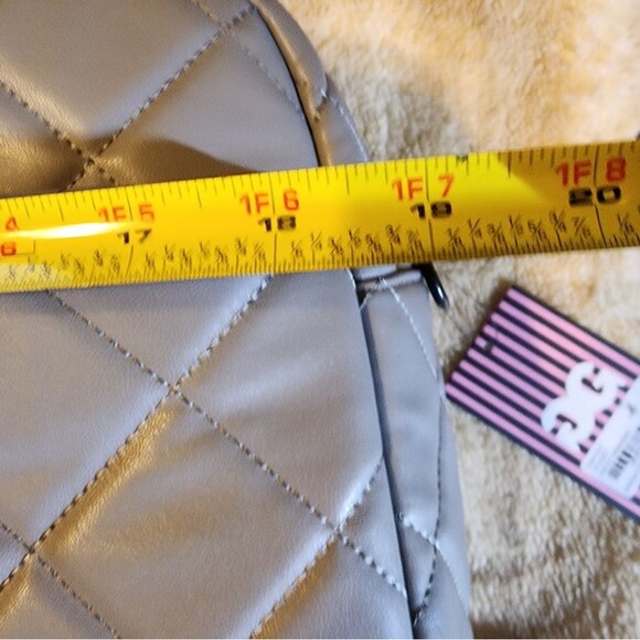 Weekender Bag Discount Shipping Fits on Suitcase - Picture 5 of 10